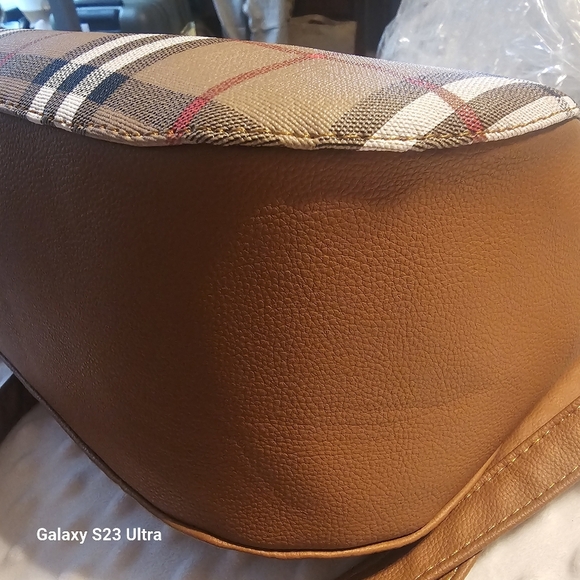 Plaid Handbag - Brown and Cream - Picture 15 of 16